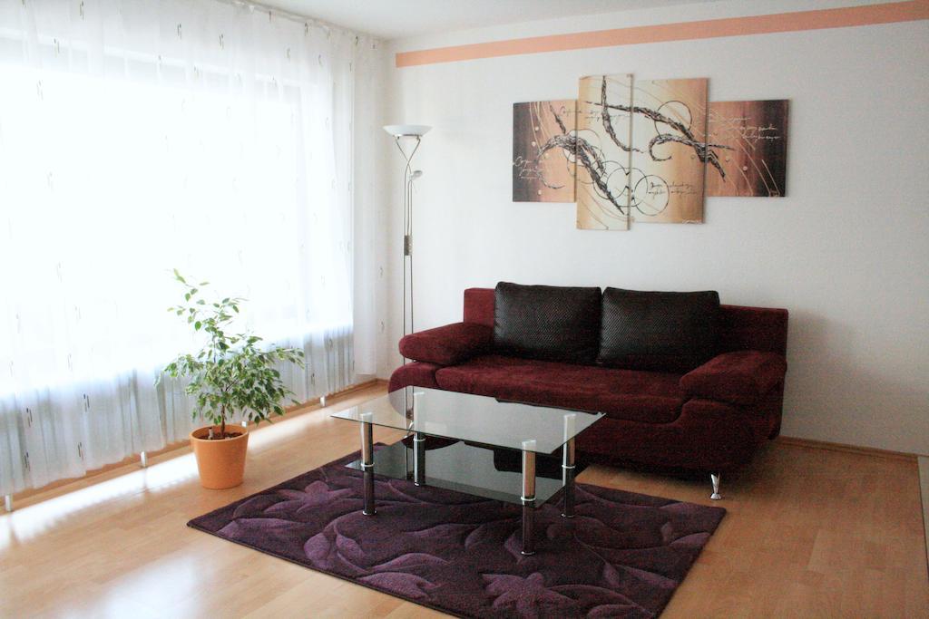 Appartement Julija Baden-Baden Oda fotoğraf